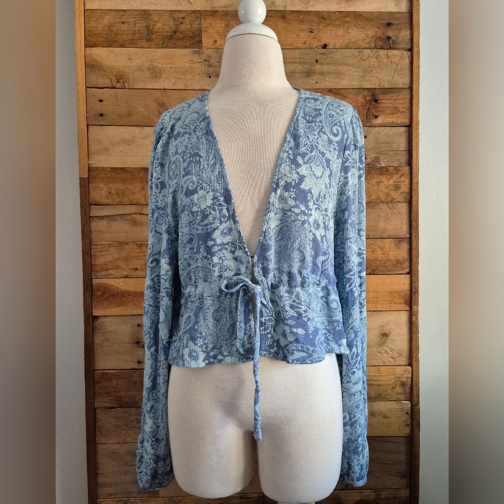 O’Neill Alena Blue Paisley Cropped Top Flowy Ruffle Coastal Boho Chic - Picture 6 of 12
